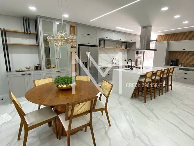 Casa para Venda em São José dos Campos - 4