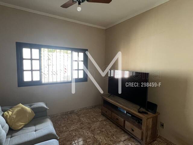 Casa para Venda em São José dos Campos - 4