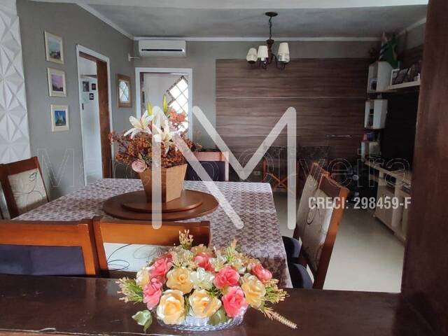 Casa para Venda em São José dos Campos - 4