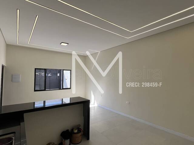 Casa para Venda em São José dos Campos - 4